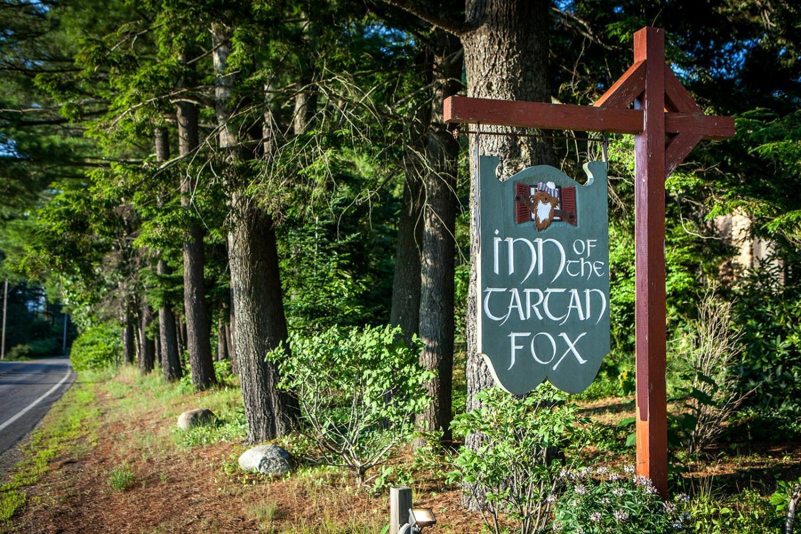 The Tartan Fox At The Meadmere Свонзі Екстер'єр фото